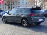 Volkswagen Golf VIII 2.0 TDI United LED Navi AHK PDC DAB - Volkswagen Golf: V United
