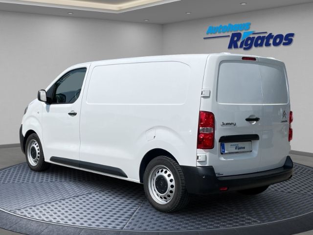 Fahrzeugabbildung Citroën Jumpy 1.5 BlueHDi 100 Club M-L2H1 3-Sitzer, Rück
