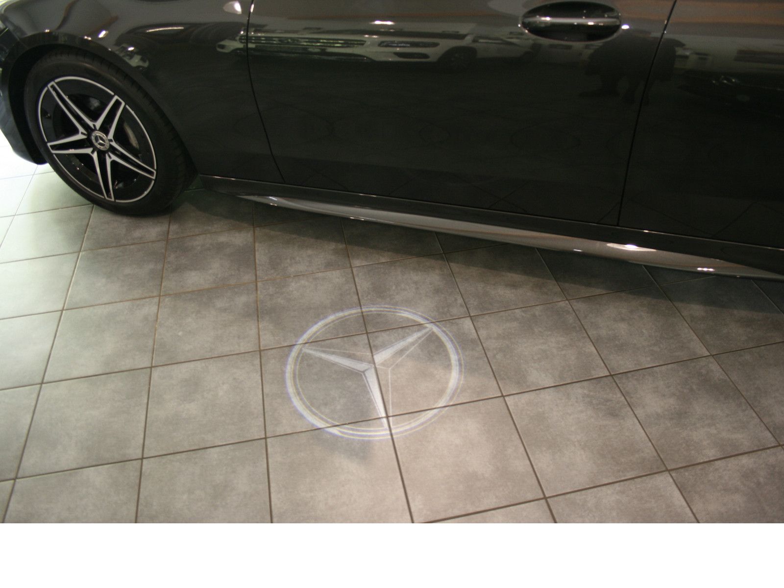 Fahrzeugabbildung Mercedes-Benz C 200 d AMG Plus *AHK*Pano-Dach*Night*Memory