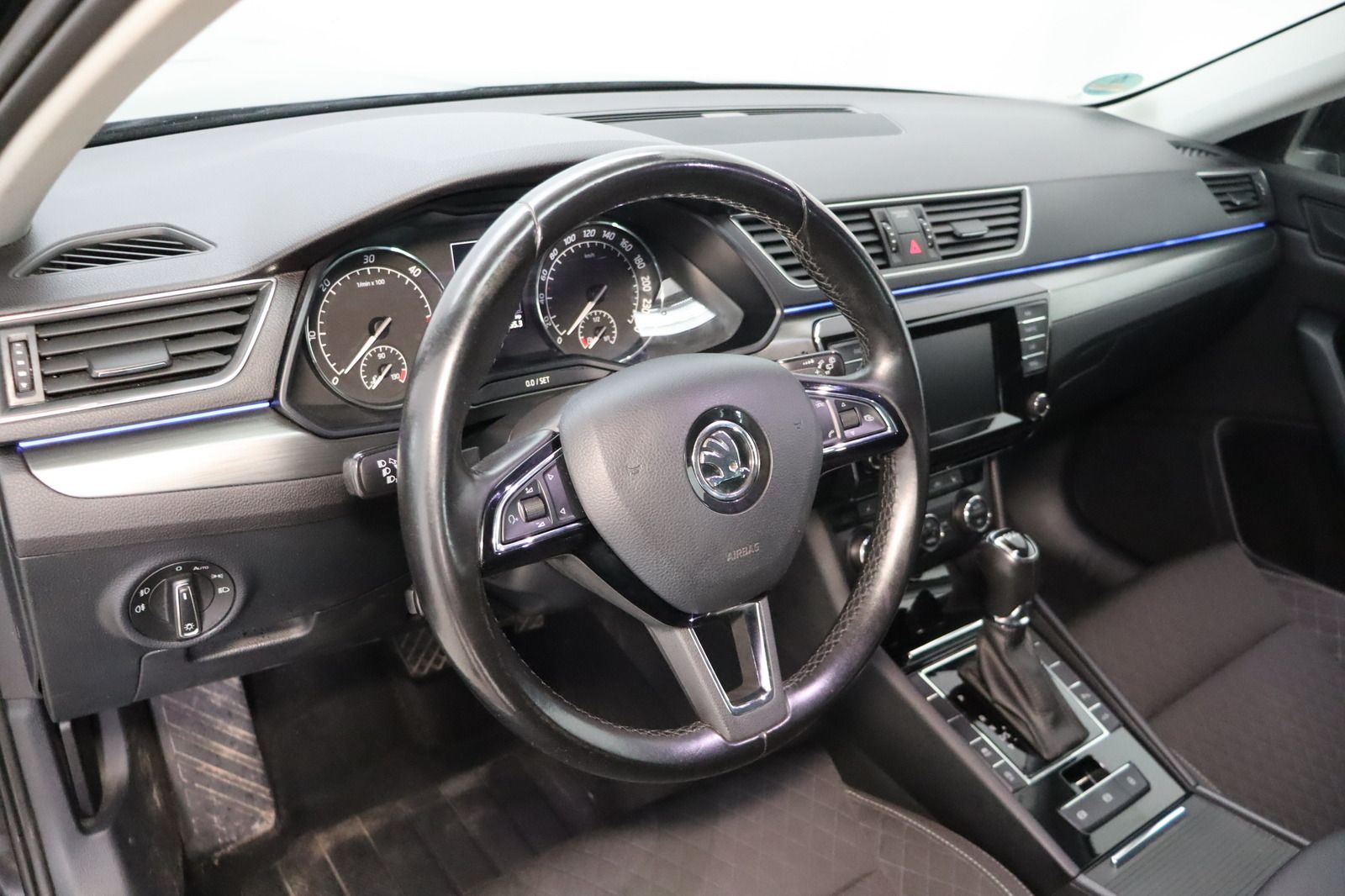 Fahrzeugabbildung SKODA Superb III Style 2.0 TDI DSG 1. Hand * Memory *