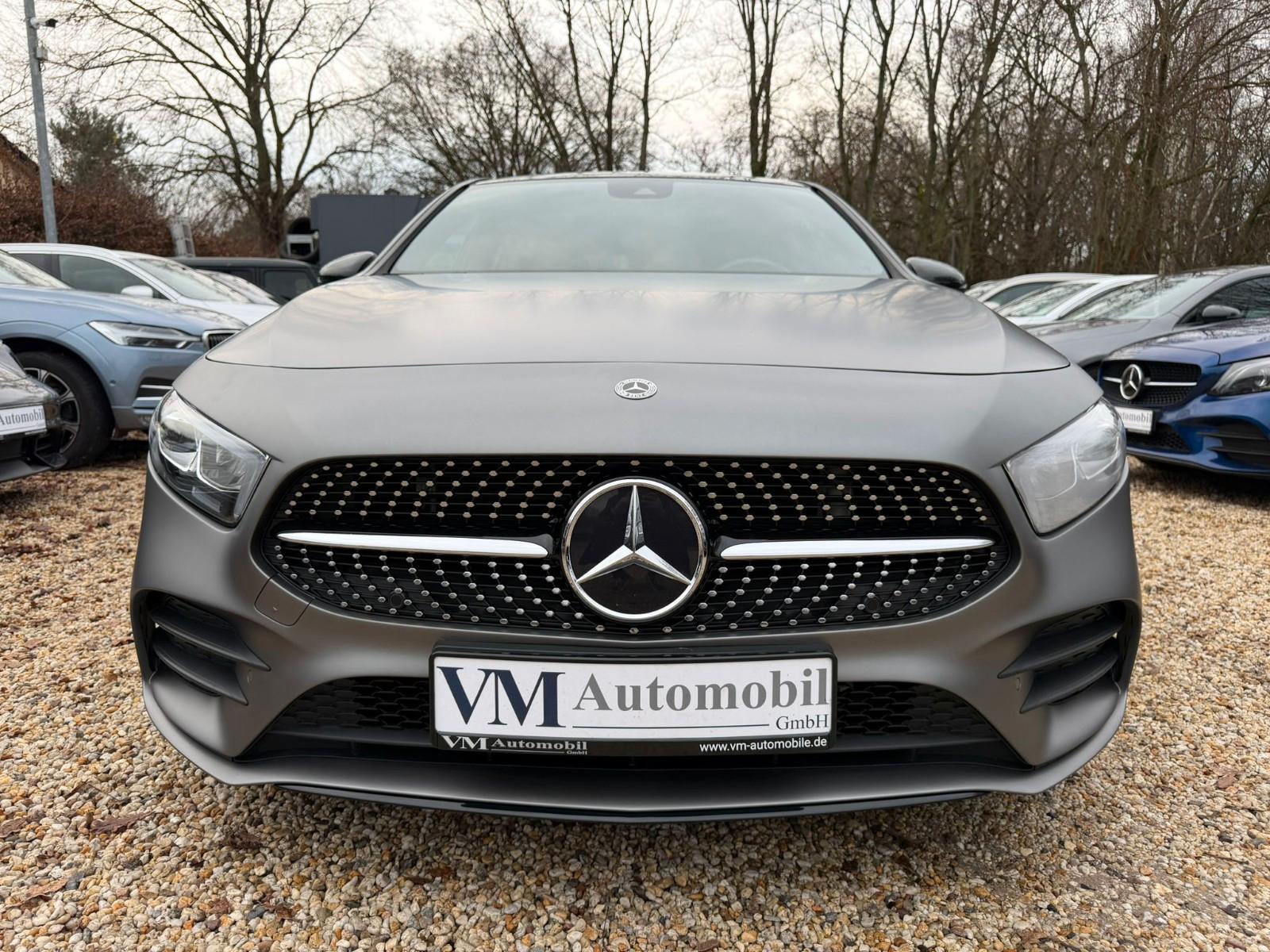 Mercedes-Benz A 180 AMG Pano*Navi*Tempo*Kamera*SitzHz.