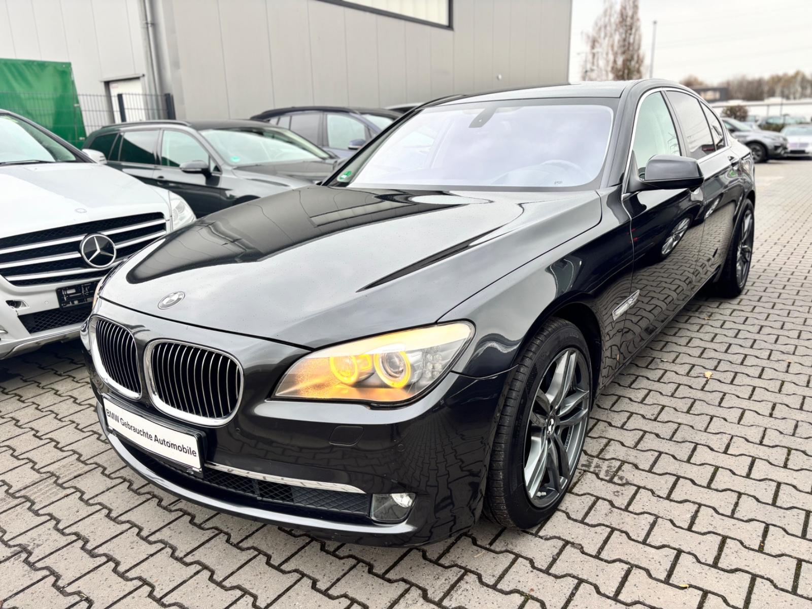 BMW 750iL xDrive SoftClose/HeadUp/Bi-Xenon/Camera360