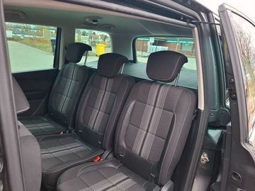 Volkswagen Sharan - 11