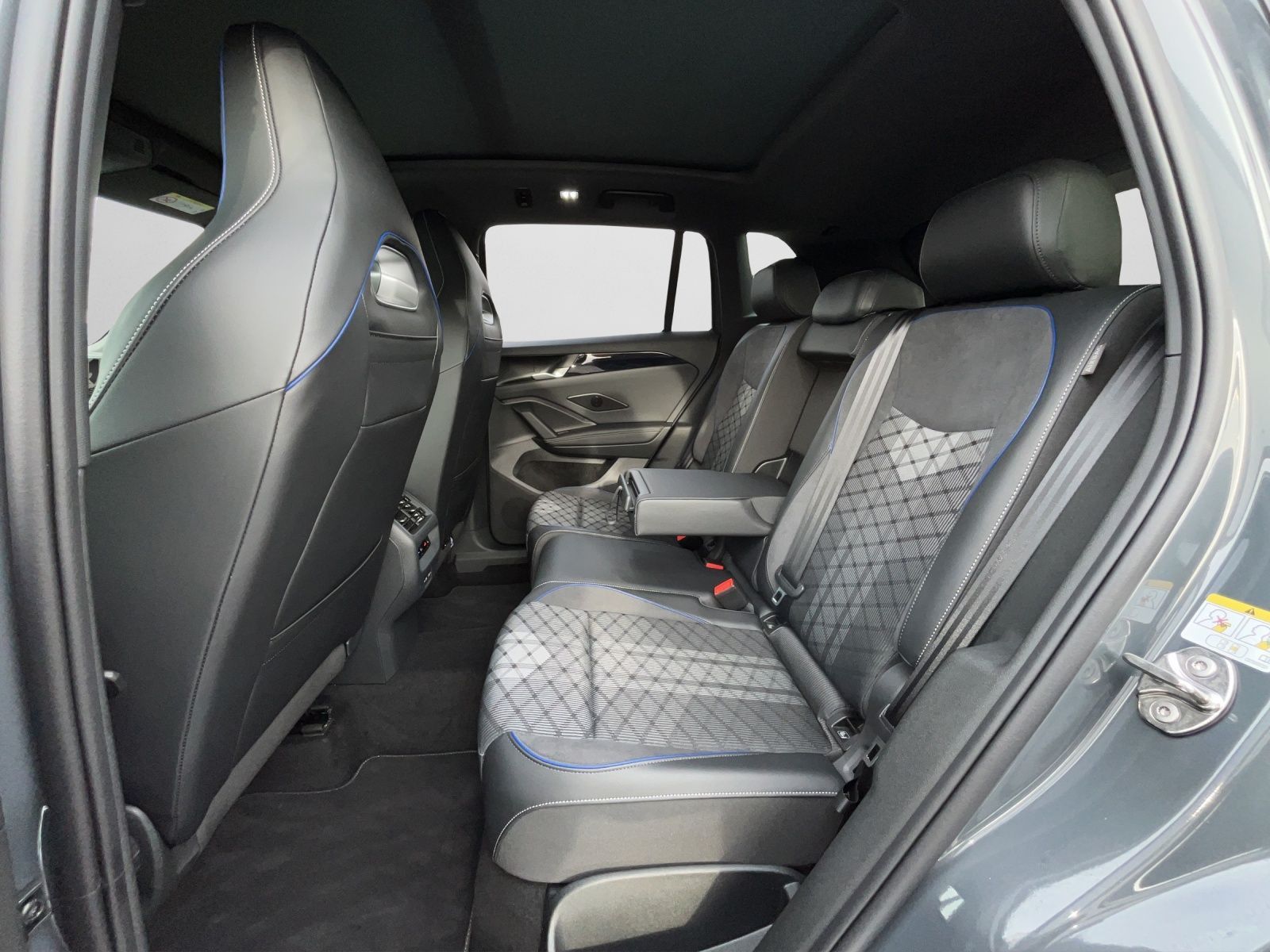 Volkswagen Tiguan - Bild 14