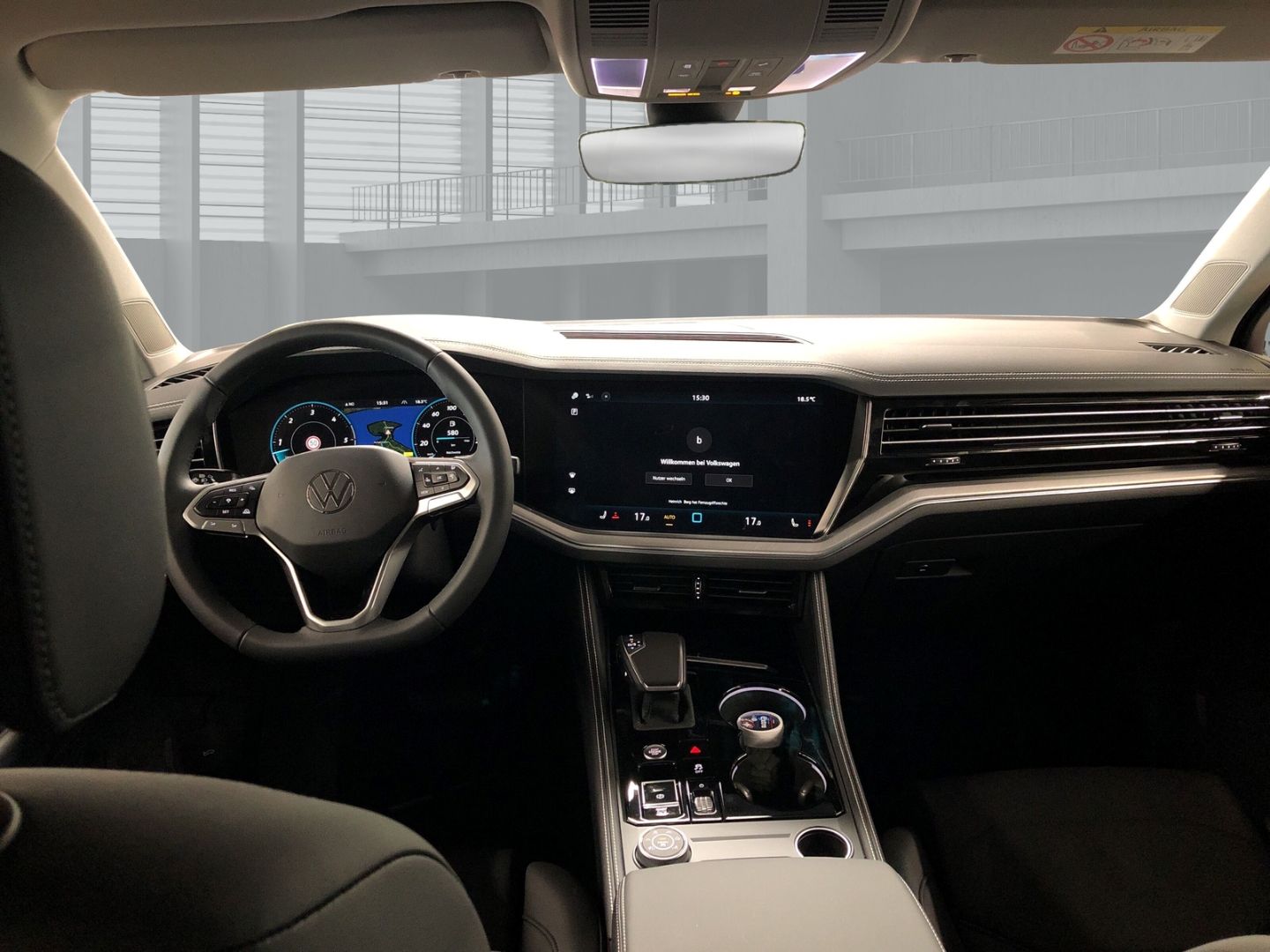 Fahrzeugabbildung Volkswagen Touareg 3.0 TDI V6 4MOTION Automatik StandHZG AH