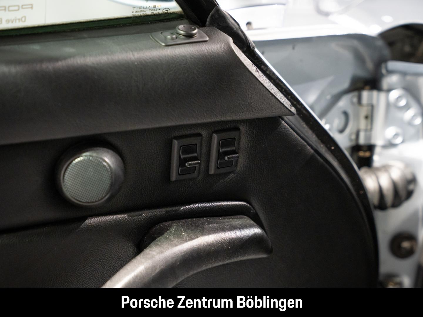 Porsche 993 911 Carrera Cabriolet Windschott Unfallfrei