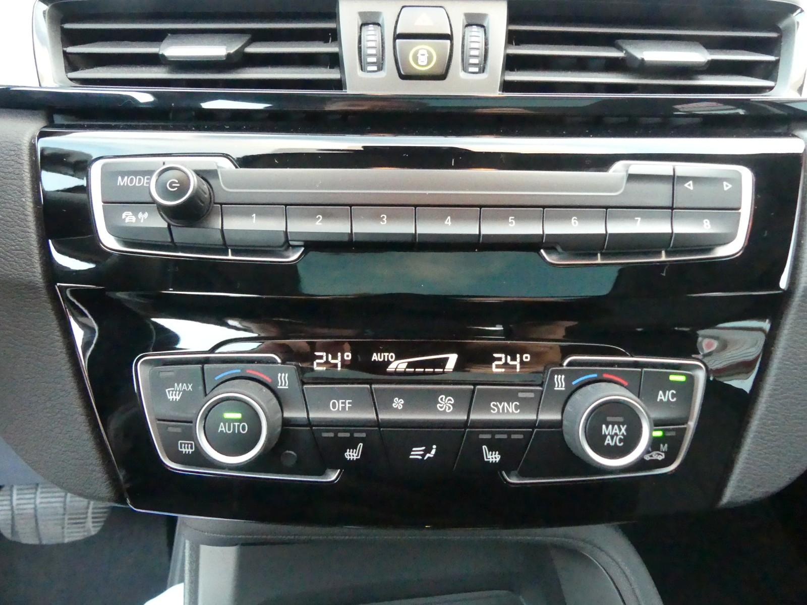 BMW X1 sDrive 18 i Advantage*Navi*Sitzhzg.*Panorama
