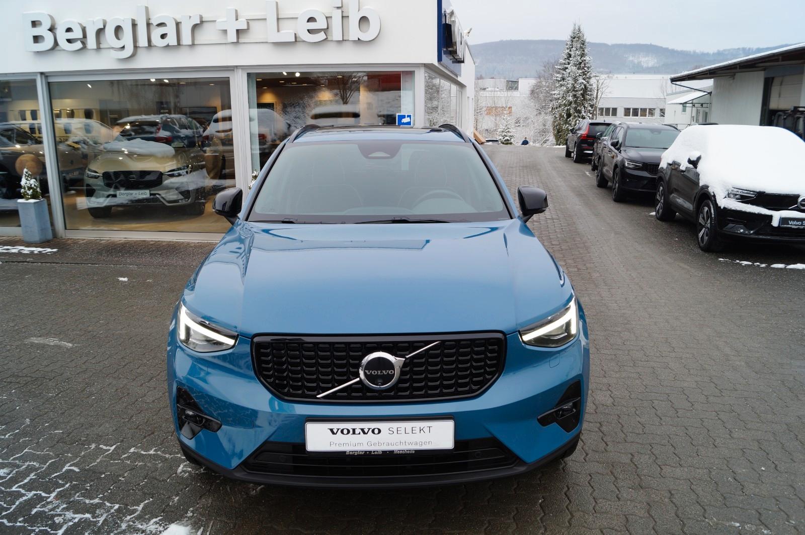 Volvo XC40 B3 Benzin 2WD Ultra Dark DKG/BLIS/Pixel/360