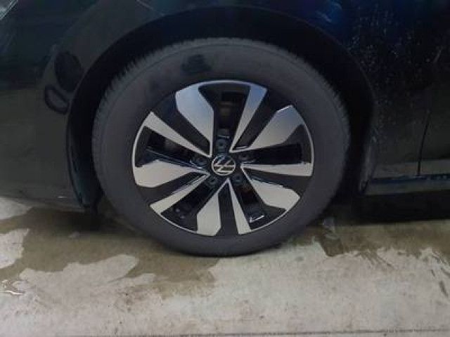 Volkswagen Golf - Bild 9