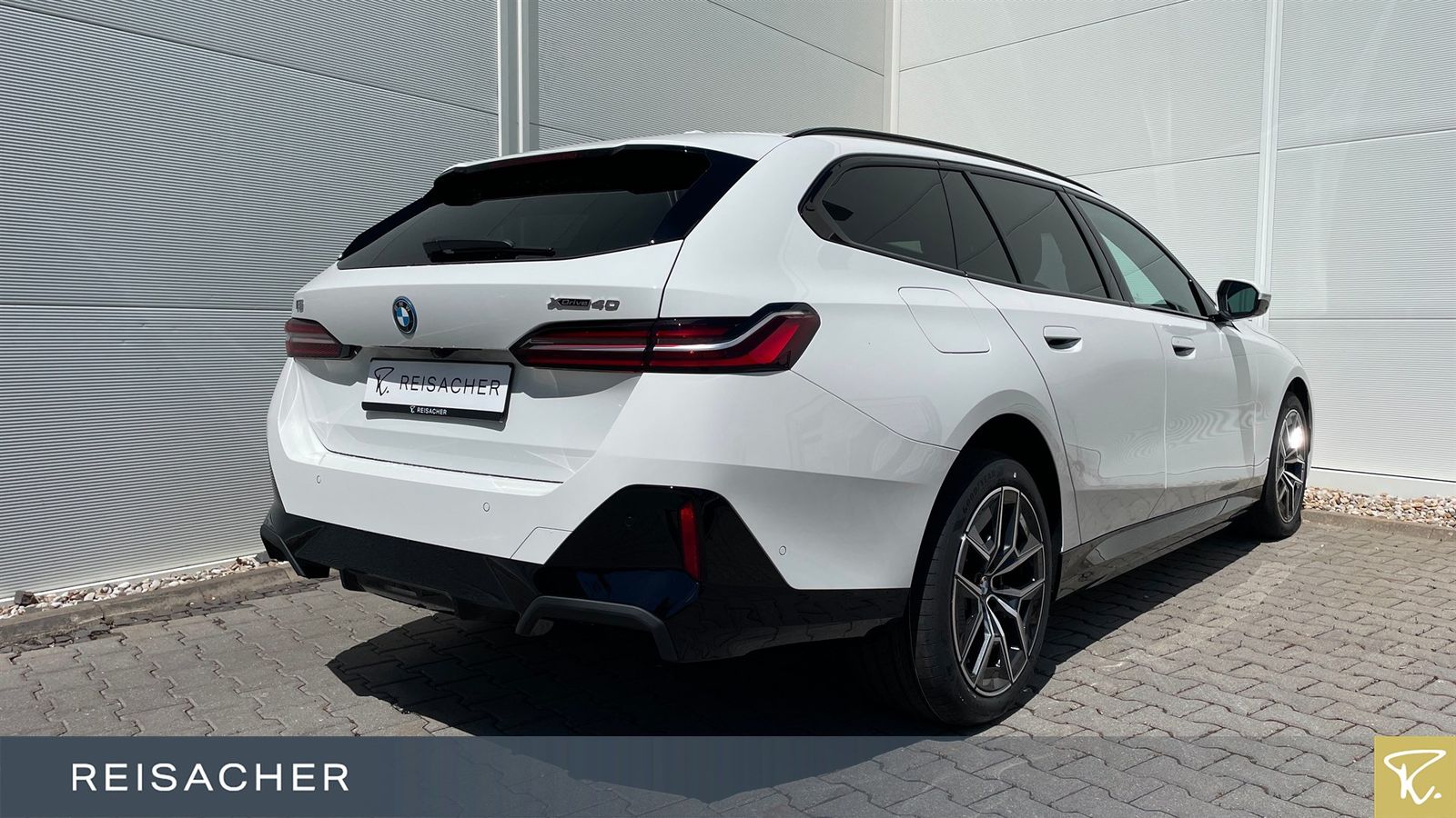 BMW i5 A Tou xDrive40 M-Sport,AHK,DAProf,Autom foto 2
