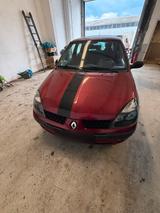 Renault Clio 2 Automatik 101tkm. 2003 - Renault Clio aus 2003: 1.2