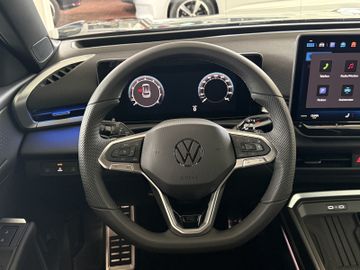 Volkswagen T-Roc 1.5 eTSI R-LINE NEUES MODELL AHK SOFORT