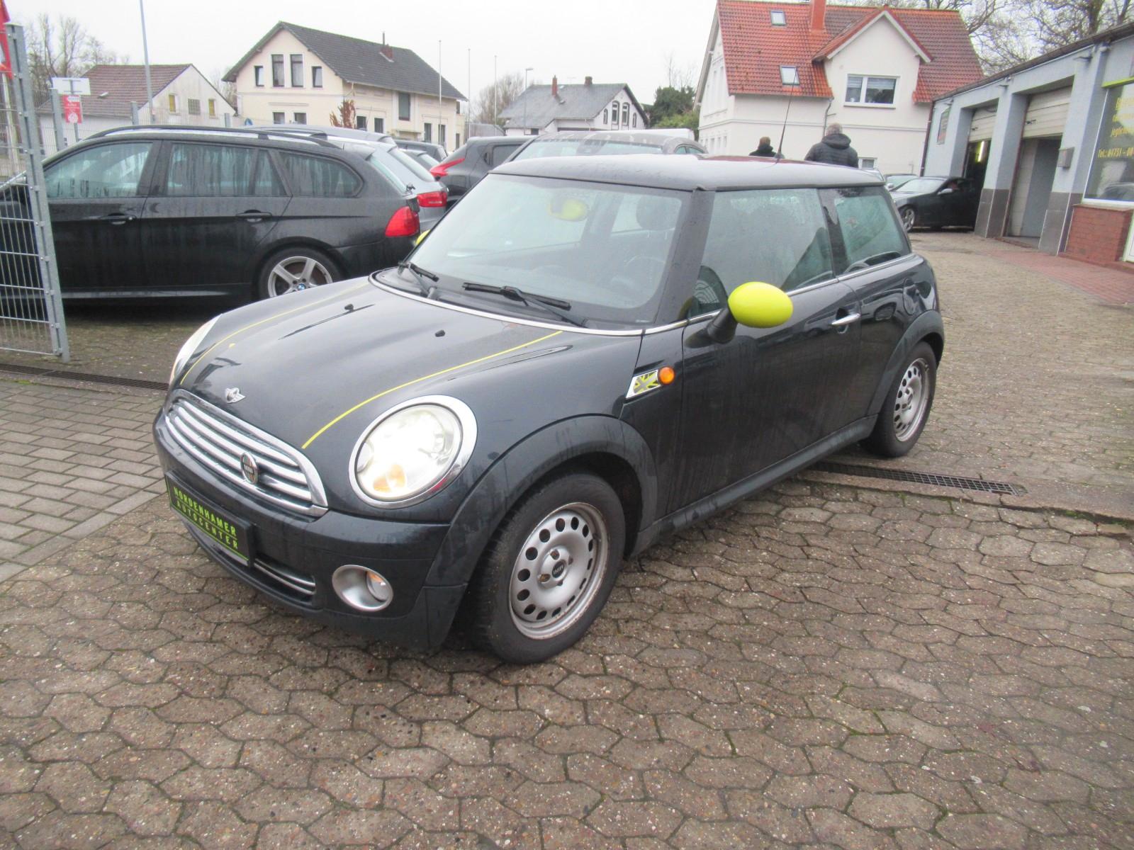 MINI Cooper 1.6 88 KW KLIMA XENON TEILLEDER