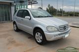 Mercedes-Benz Mercedes-benz ML 270 CDI 4X4 CON GANCIO TRAINO - silberne Mercedes-Benz ML 270