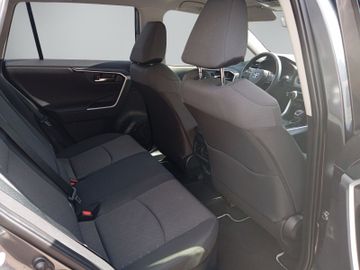 Toyota RAV 4 - 10