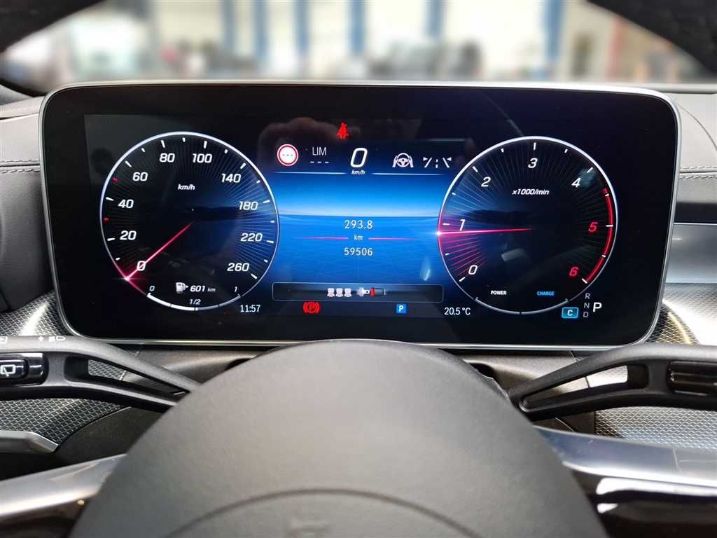 Mercedes-Benz C 220 d T 4MATIC 9G-tronic AMG Line Premium foto 10