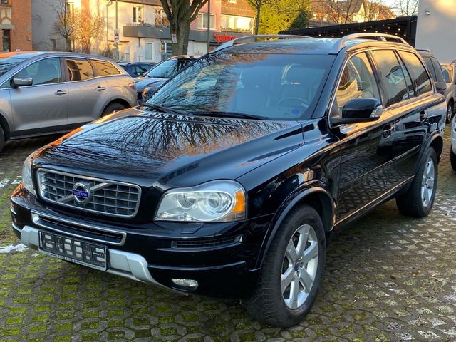 Volvo XC 90 XC90 D5 Momentum Geartronic, 7-Sitzer