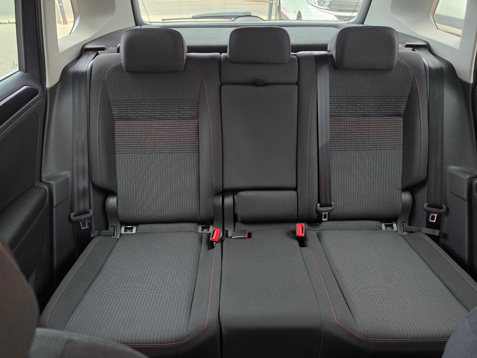 Volkswagen Tiguan Sound 1.4 TÜV Neu/Scheckh./1. Hand/AHK