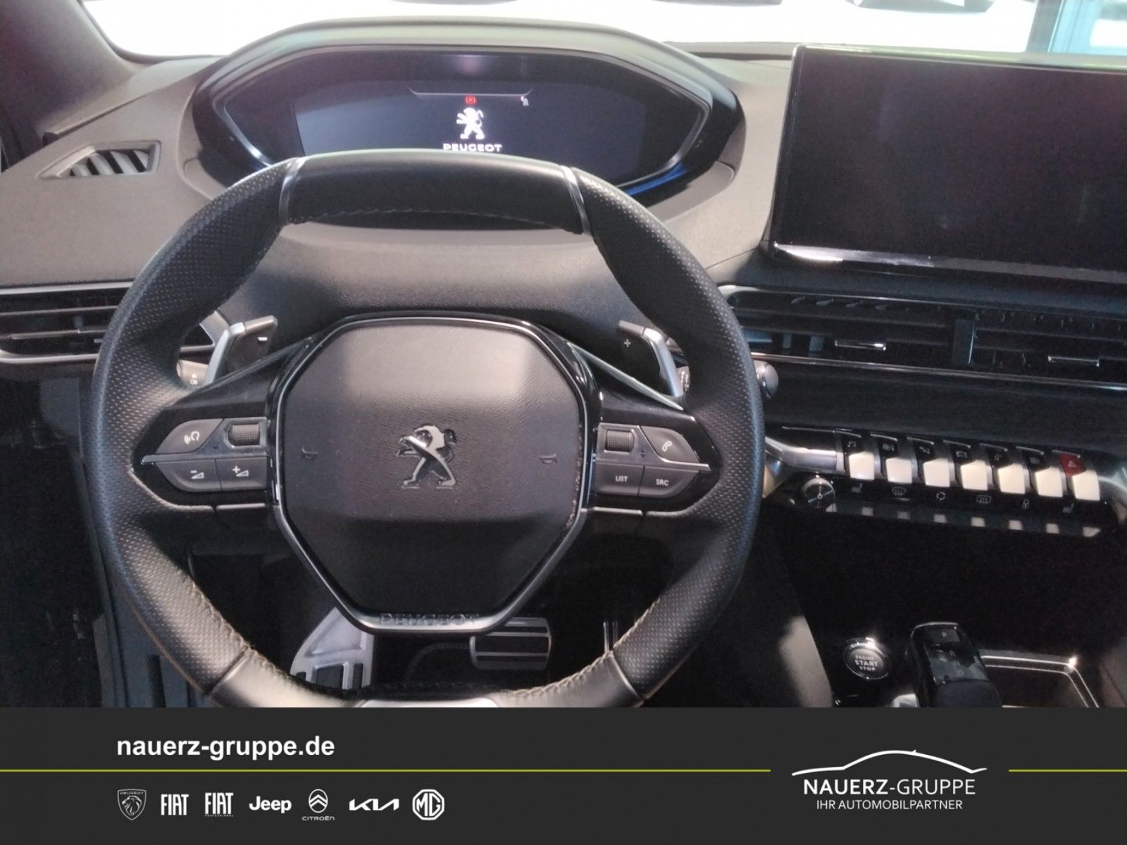 Fahrzeugabbildung Peugeot 5008 GT Pack 180PS Mass.Sitze Focal