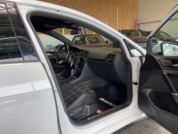 Volkswagen Golf VII Lim. GTI Performance BMT *ACC*BI-XENON*