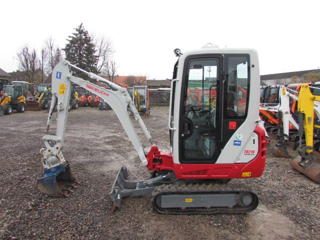 Takeuchi TB 216 V4 Powertilt 28.000 EUR