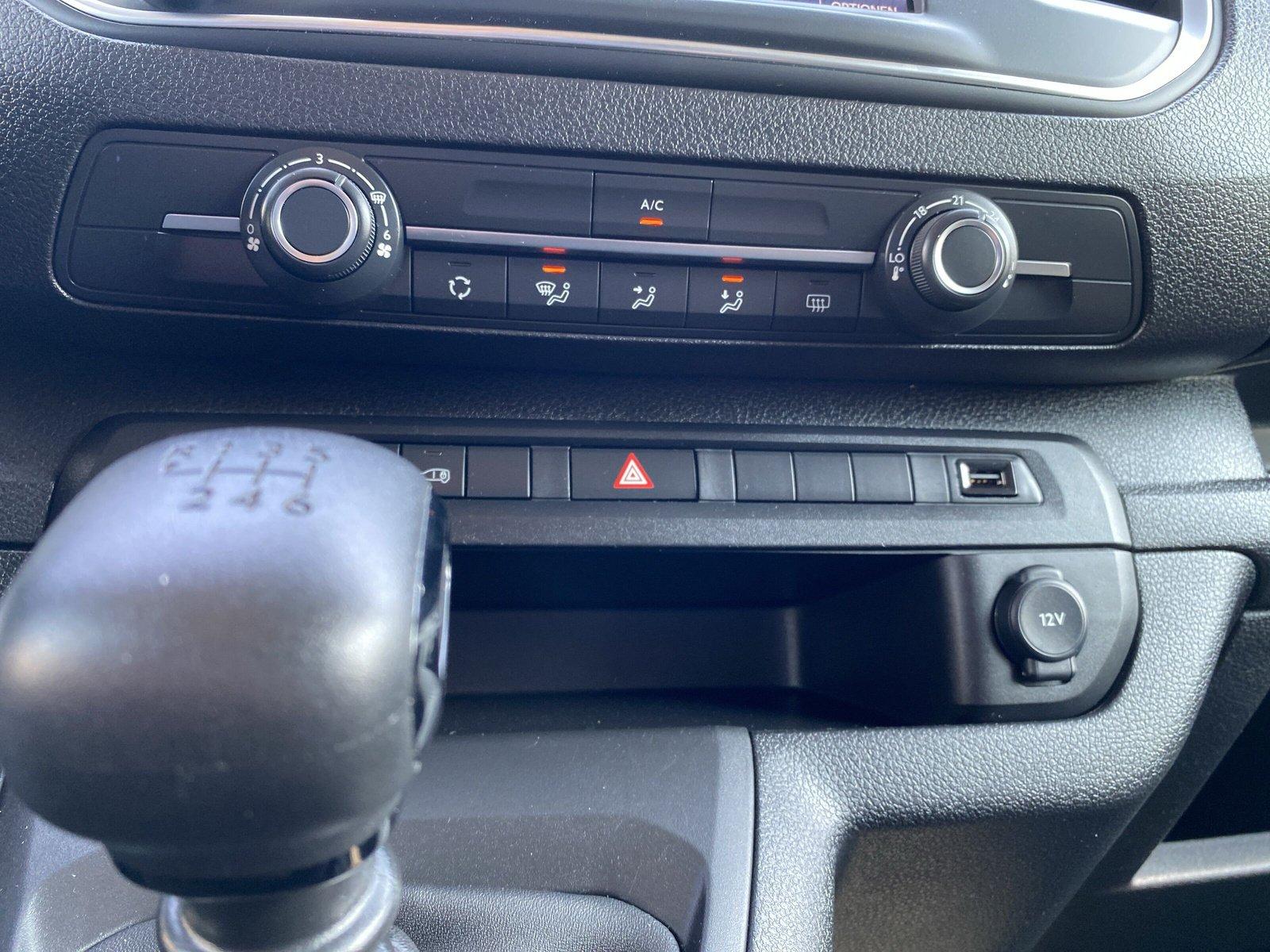 Toyota Proace  2,0 D 6-Gang L2 Kasten 4-türig Meister
