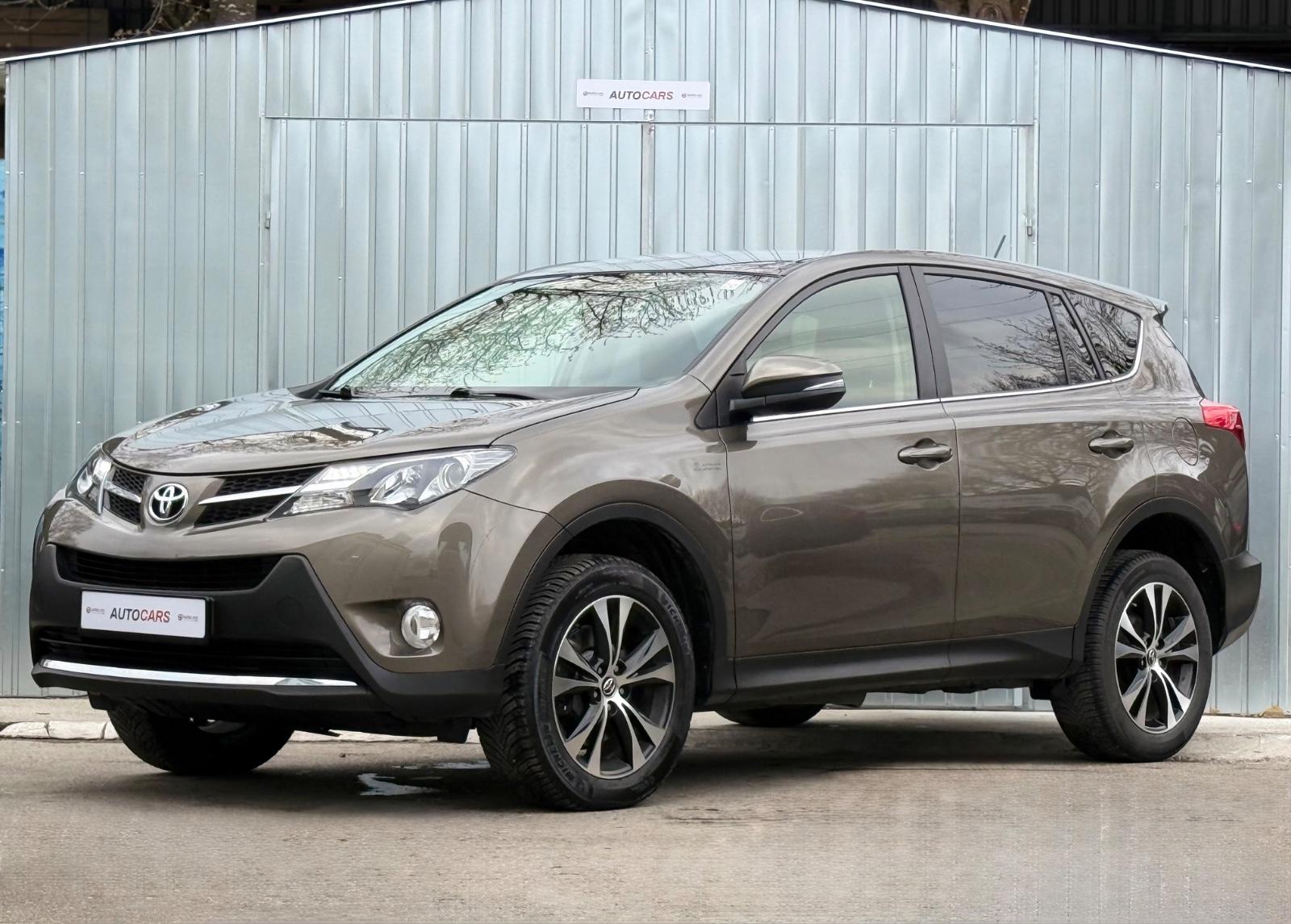Toyota RAV4 2.2 D-4D 4x4 "Edition"/AHK/NAVI/KAM/KEYLESS
