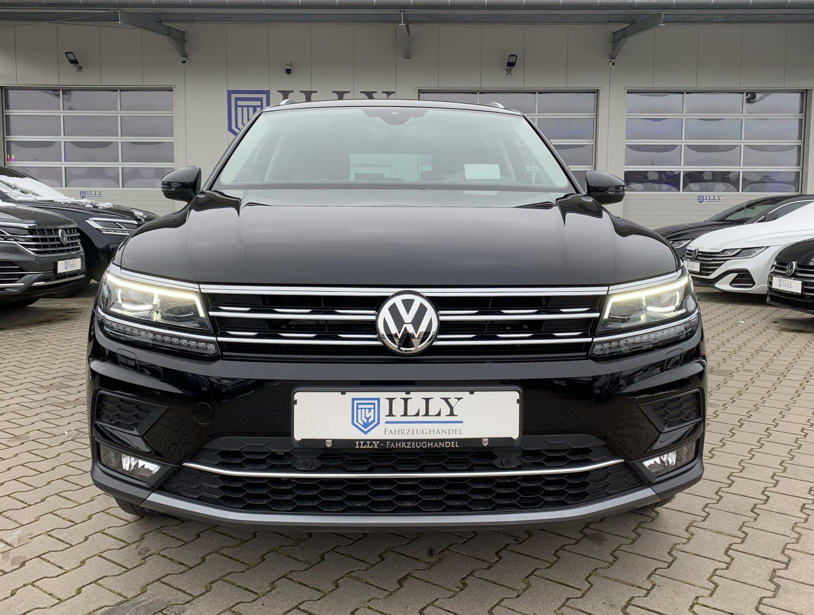 Fahrzeugabbildung Volkswagen Tiguan 2.0 TDI*Highline*4Motion*Leder*AHK*HeadUp