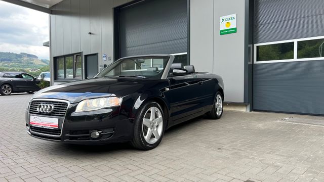 Audi A4 Cabriolet 1.8 T *Automatik *Bi-Xenon *Leder