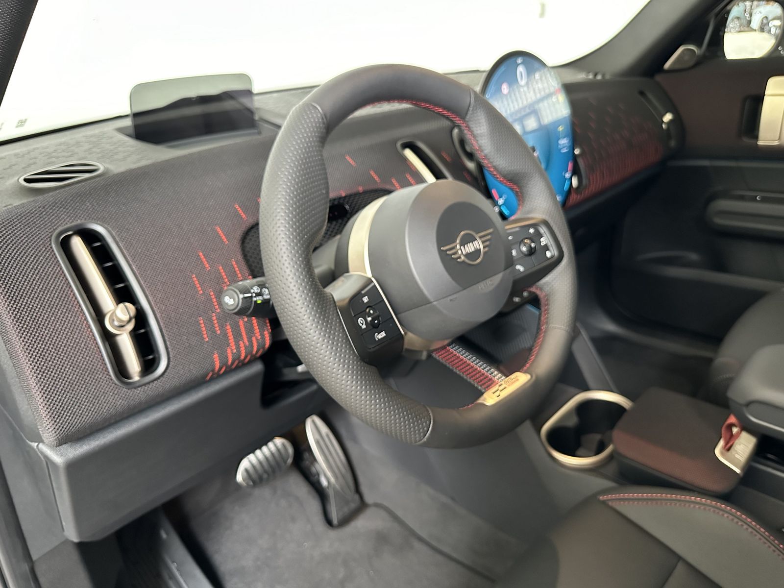 Fahrzeugabbildung MINI John Cooper Works Countryman, Paket XL, JCW Trim