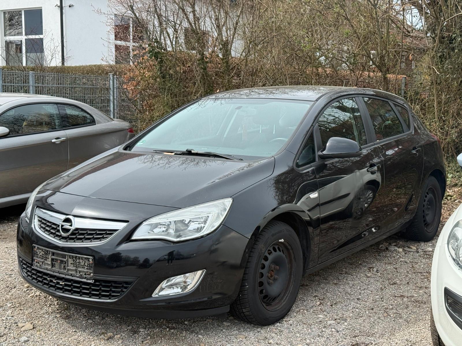Opel Astra J Lim. 5-trg. Edition Automatik Problem