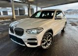BMW X3 xDrive30i Luxury Line | HUD | Pano - BMW X3: Line X