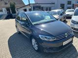 Volkswagen Touran 1.4 TSI Highline LED Navi - VW Touran Gebrauchtwagen in Freiburg