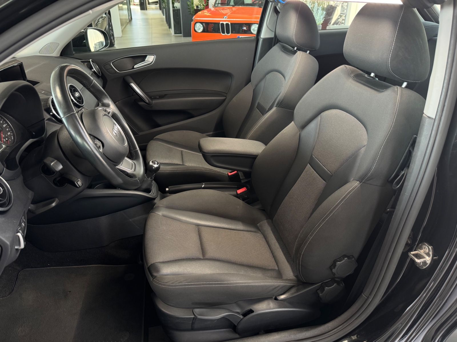 Fahrzeugabbildung Audi A1 1.4 TFSI sport   "Klimaautomatik Sitzheizung"