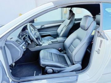 Mercedes E 220 - 8