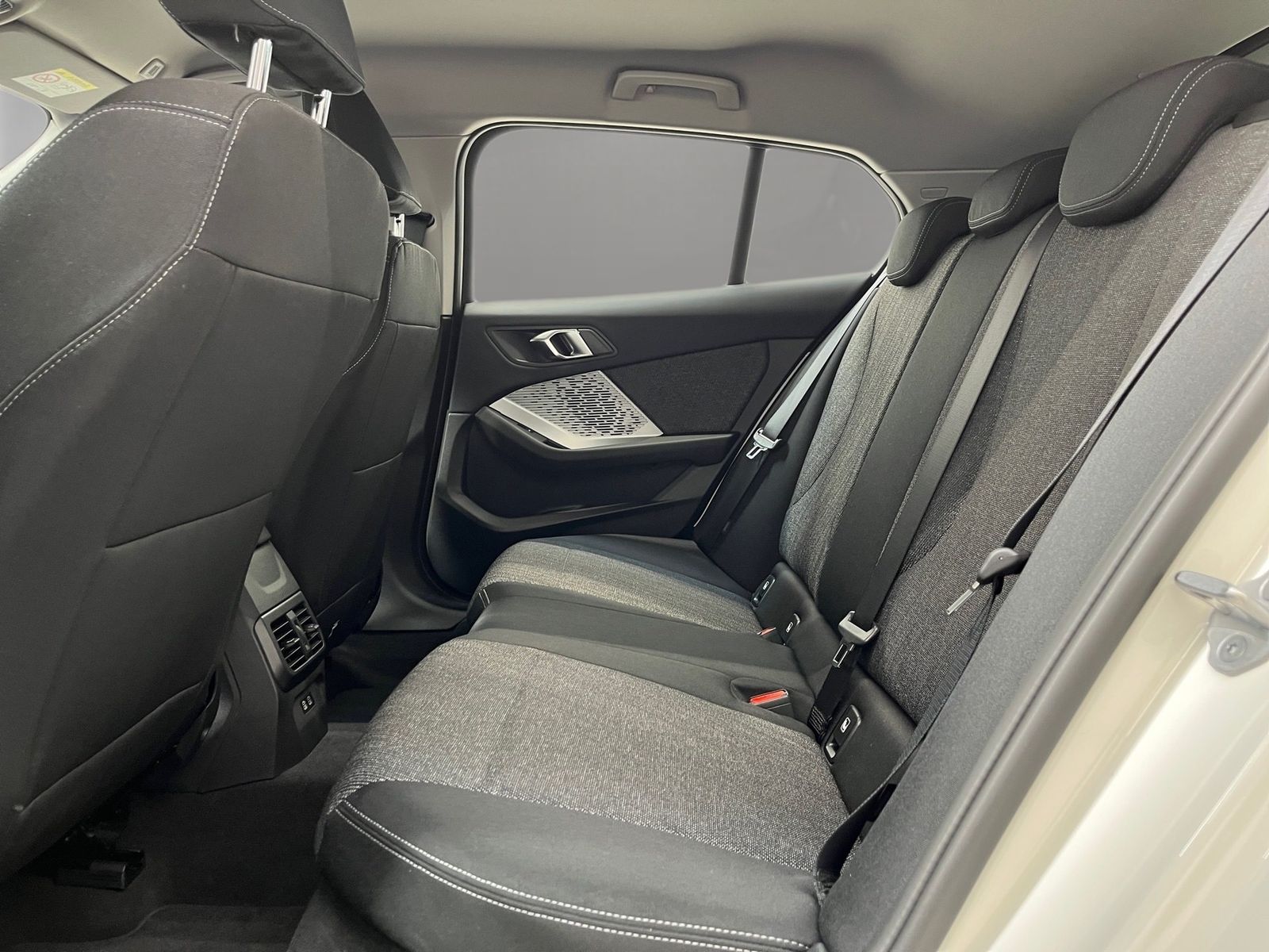 BMW 120 - Bild 13
