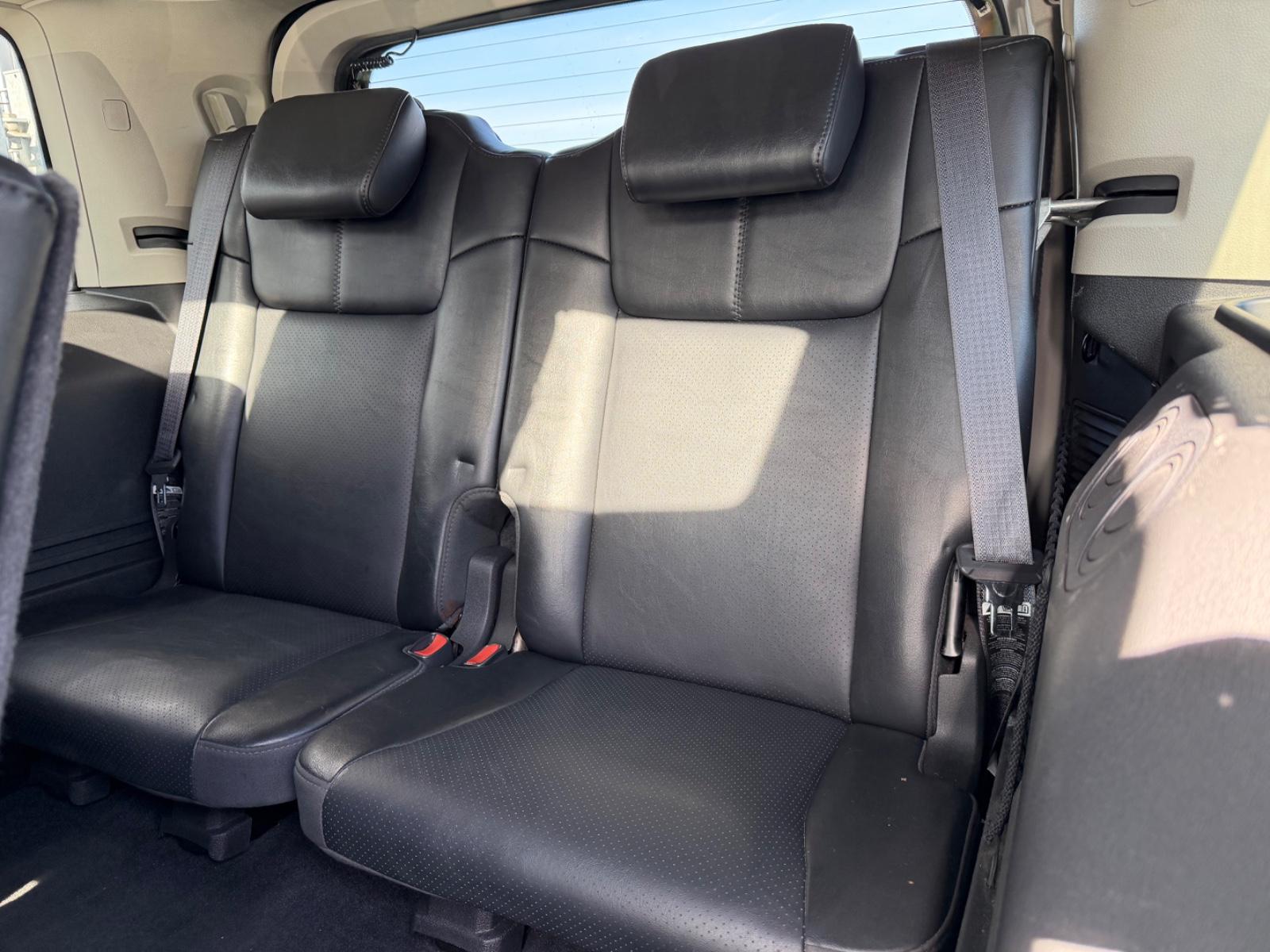 Jeep Commander 3.0 CRD V6 218 ch – 4x4 – 7 places – BVA – Toit panoramique – 186 000 km