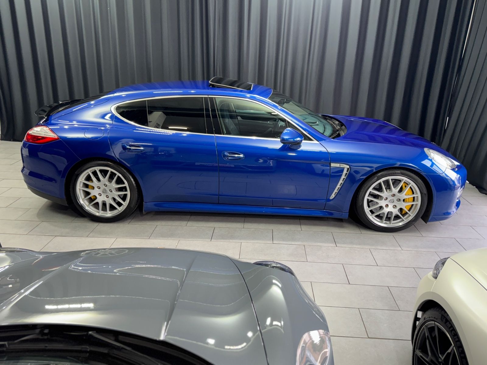 Fahrzeugabbildung Porsche Panamera Turbo|CERAMIC|CARBON|1.HAND|EXCLUSIVE|