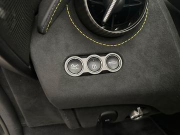 2024 Mclaren 750S 照片 8