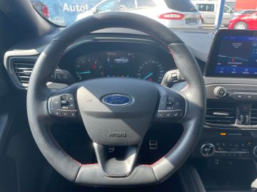Fahrzeugabbildung Ford Focus ST-Line