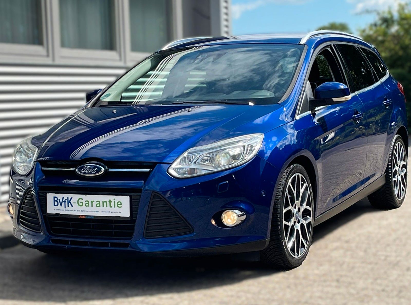 Fahrzeugabbildung Ford FOCUS TITANIUM 2.0 AUT. LEDER NAVI XENON AHK "18