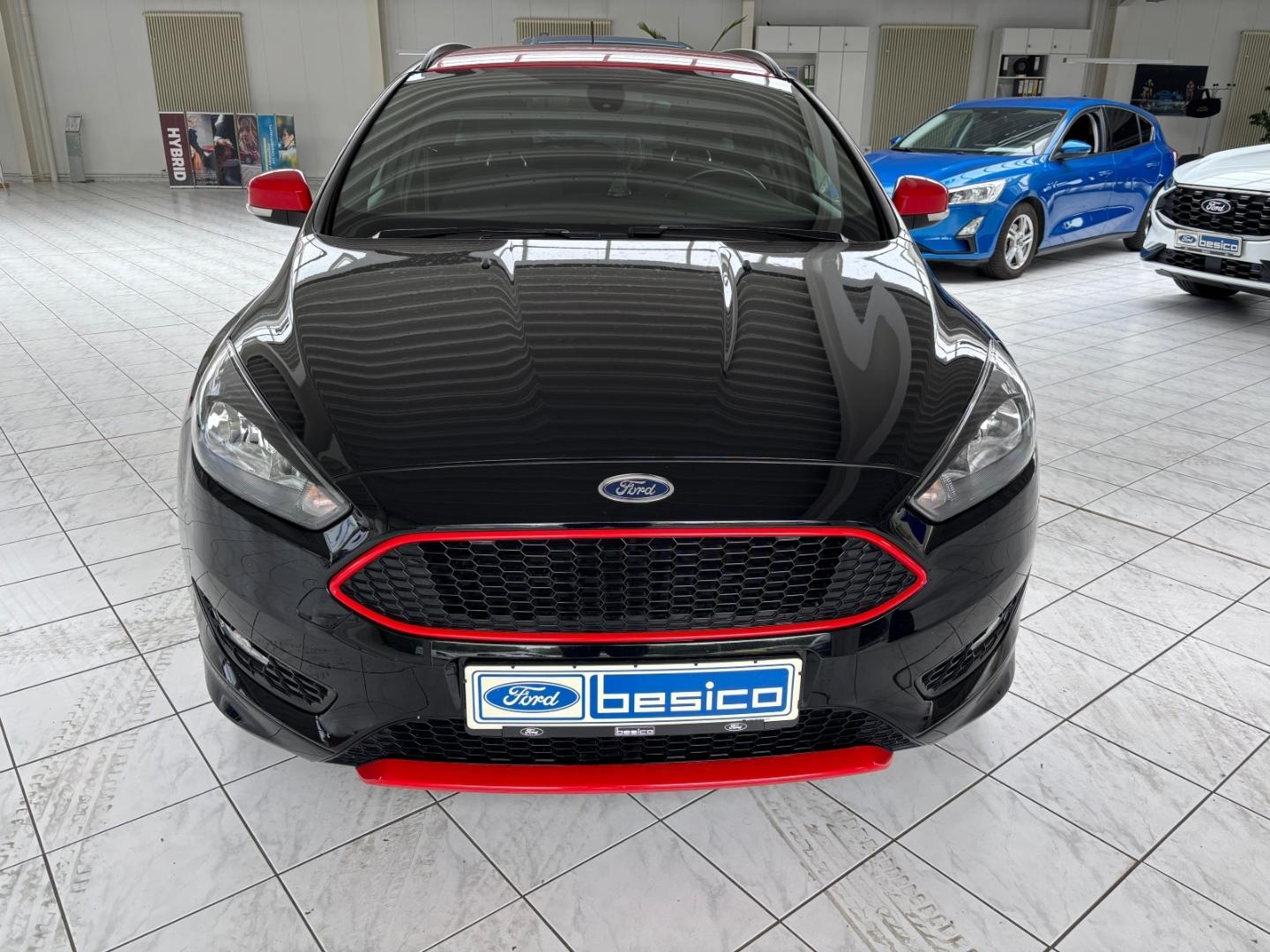 Ford Focus ST-Line+PDC+LMF+Klimatronik+Winter Paket+