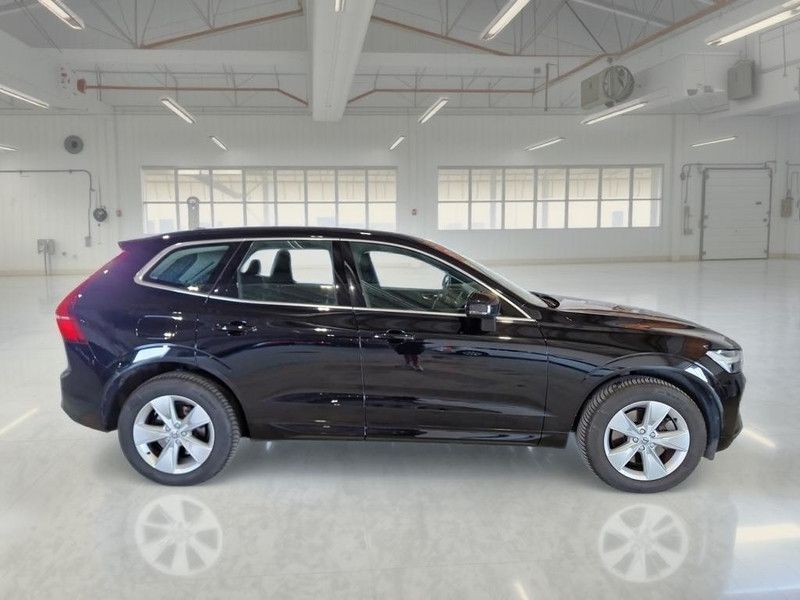 Volvo VOLVO XC60 B4 D AWD AUTOMATICO CORE SUV imagem 3