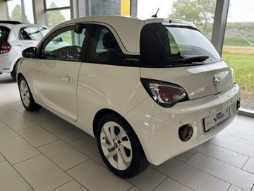 Fotografie des Opel Adam 1.4 Start/Stop Jam