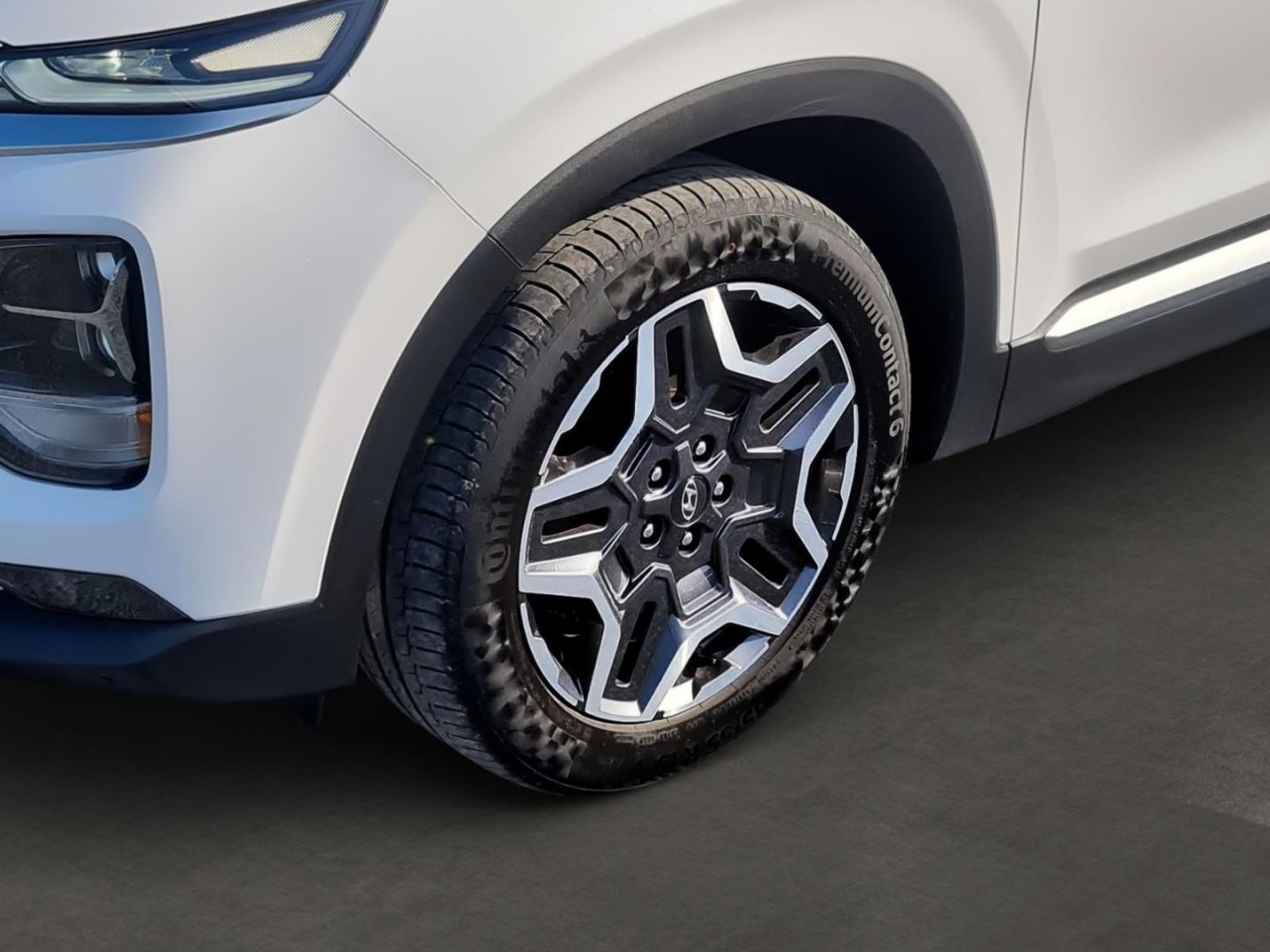 Fahrzeugabbildung Hyundai SANTA FE New 2.2 CRDi 4WD Pano