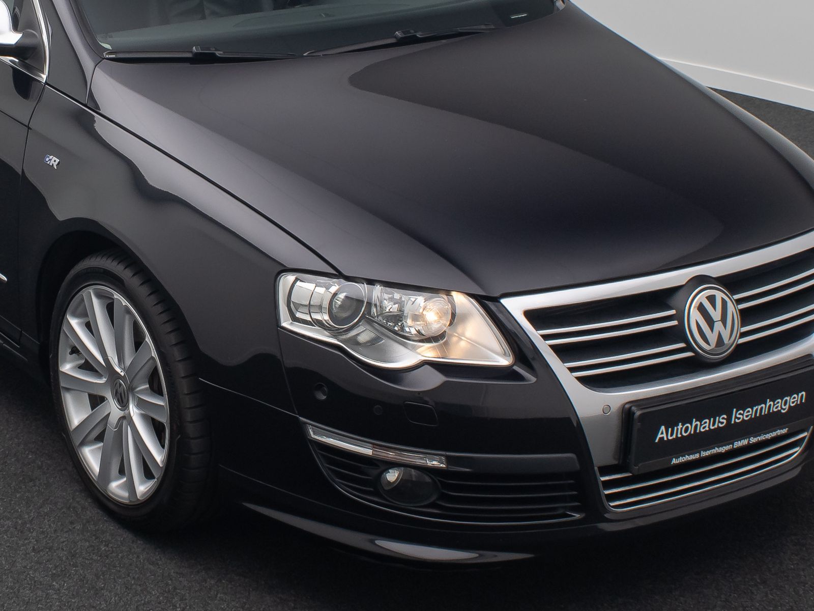 Fahrzeugabbildung Volkswagen Passat V6 FSI R-Line Edition Plus 4Motion AHK. K