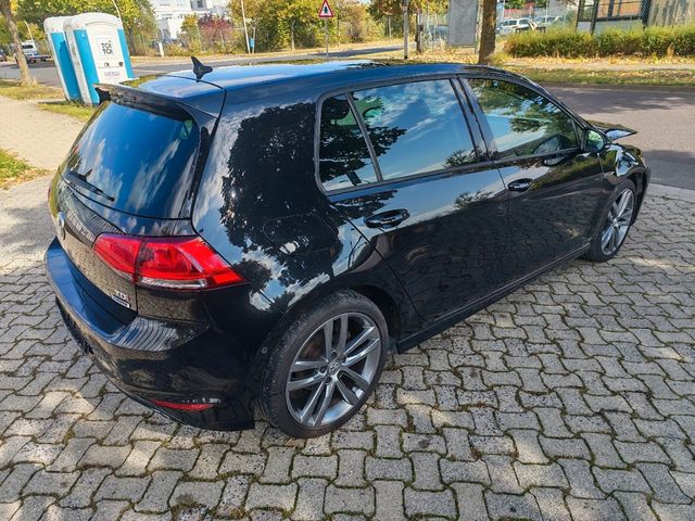 VW Golf VII Lim. Lounge BMT — Bild 5