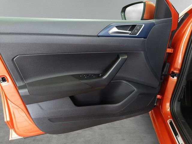 Fahrzeugabbildung Volkswagen Polo VI United 1.0 TSI Navi SitzHz Klimaaut.