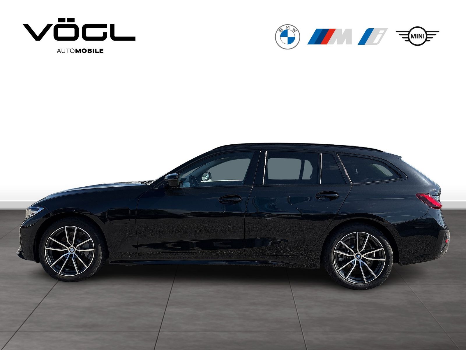 BMW 330e xDrive Touring Sport Line Panoramadach AHK foto 2