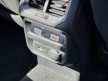 Volkswagen Tiguan Highl. 4Motion 2,0l TDI 150PS 7-Gang-DSG